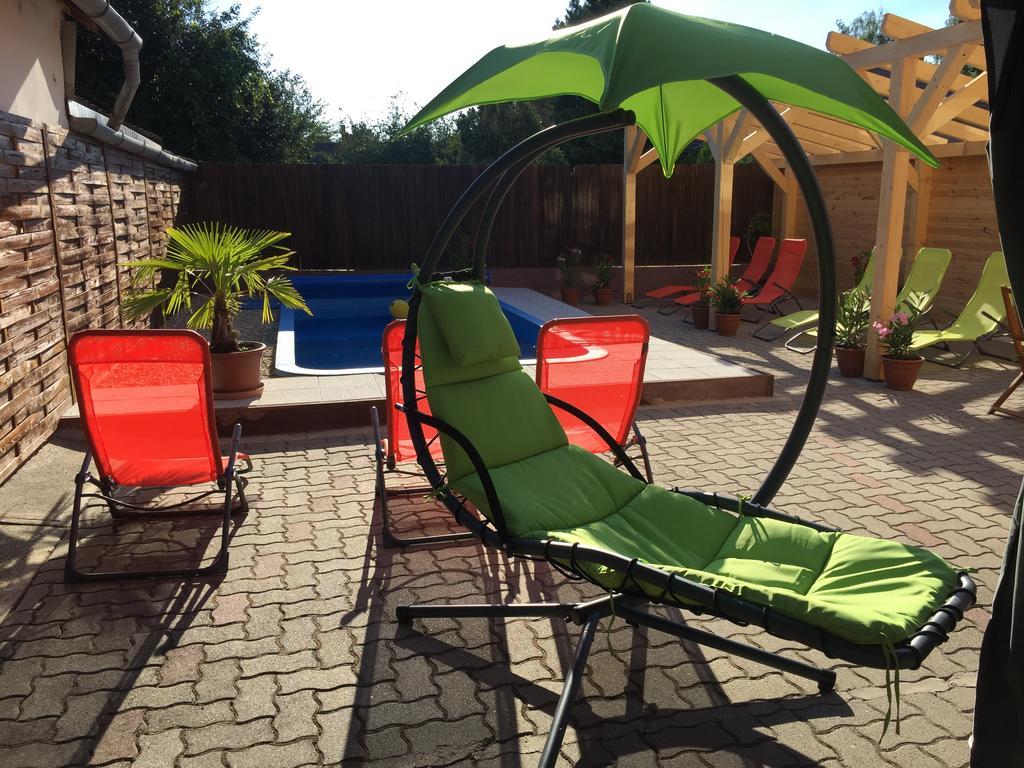 Naphaz Panzio Bed & Breakfast Tiszafüred Eksteriør bilde